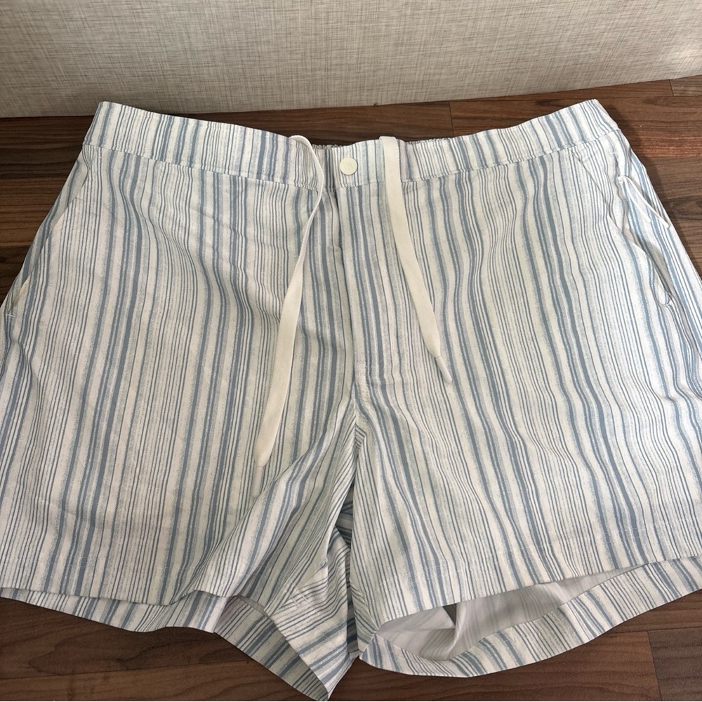 VRST Mens Striped Board Shorts Light Blue White Elastic Waist XL RN104141